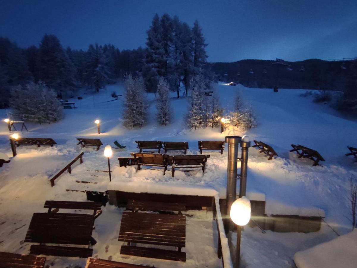 Restaurant Hotel Chalet Del Sole Oulx Eksteriør billede