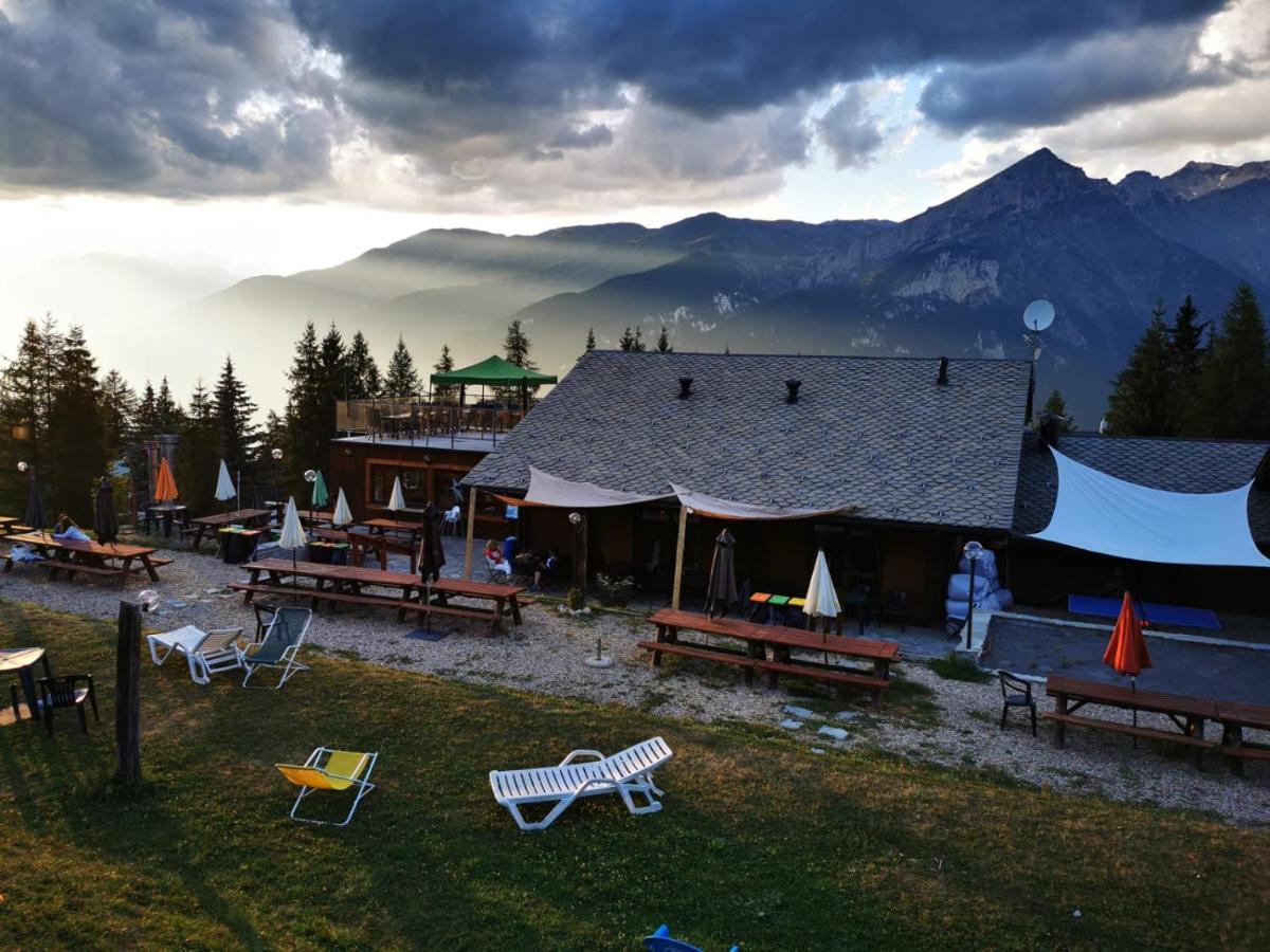 Restaurant Hotel Chalet Del Sole Oulx Eksteriør billede