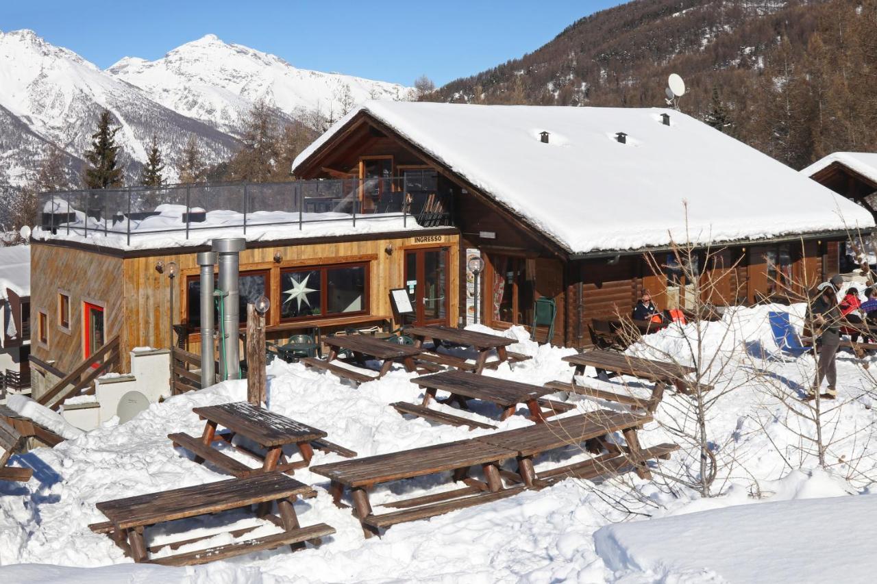 Restaurant Hotel Chalet Del Sole Oulx Eksteriør billede